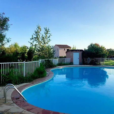 Daire Marina Di Pinarello, Appt Climatise A 400m De La Zonza