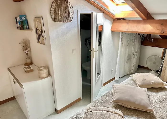 公寓 Marina Di Pinarello, Appt Climatise A 400m De La 宗扎